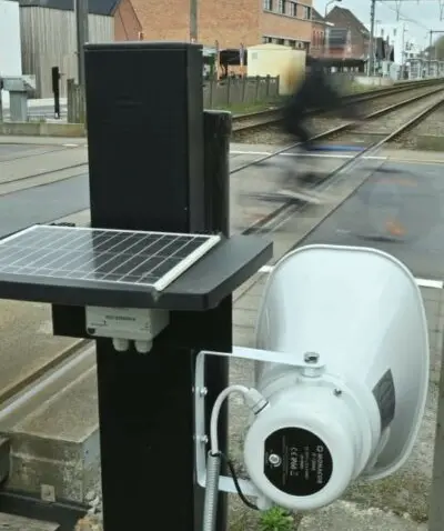 Sorhea Warning box risinājums dzelzceļa drošībai