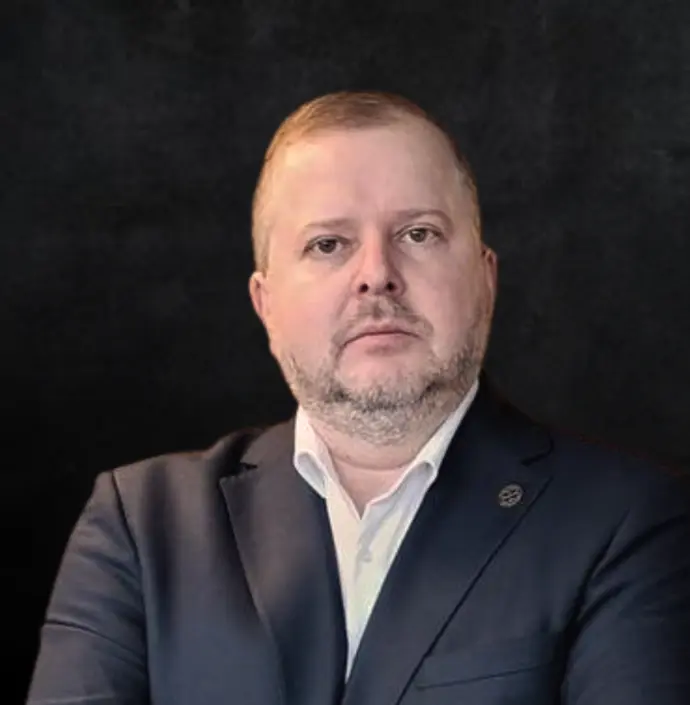 Olegas Ivanovas PROJECT MANAGER